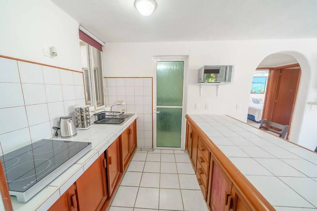 Villa Mantarraya Condo - 2 Br Cancun